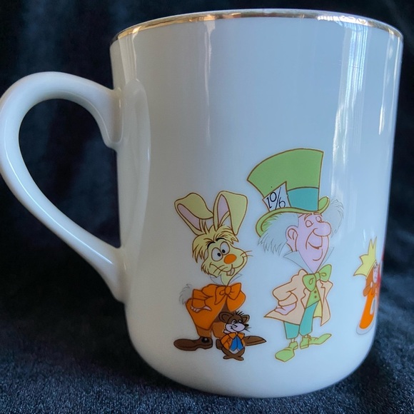 1970s VTG Walt Disney Productions Alice in Wonderland Coffee Cup Mug Metal Rim - Picture 5 of 11